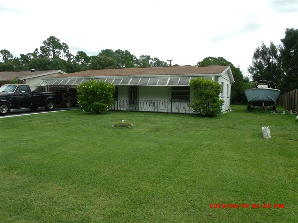 11394 1st Ave., Punta Gorda, FL 33955