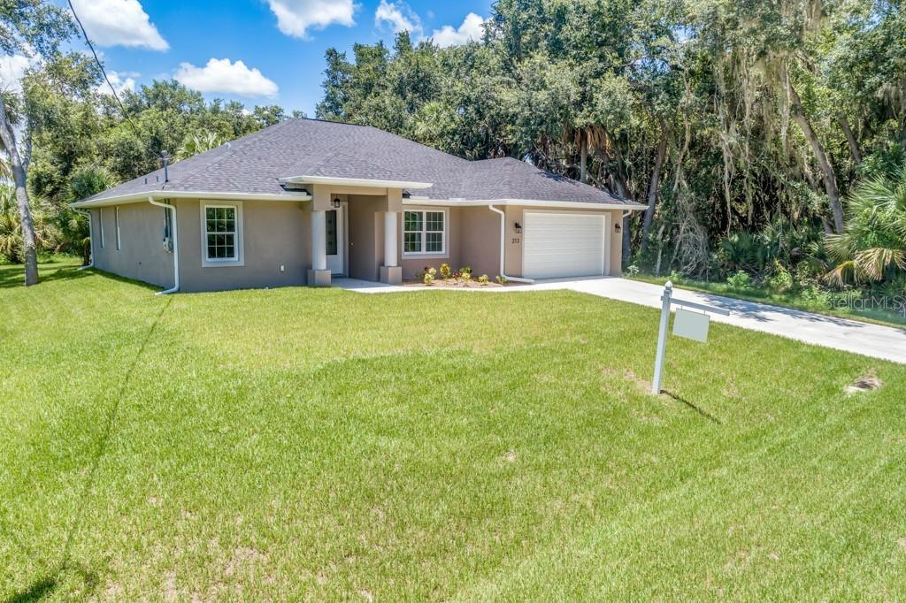 213 Ferdon Cir., Port Charlotte, FL 33952