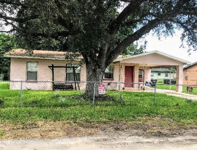 2319 Lilly St., Lake Wales, FL 33898