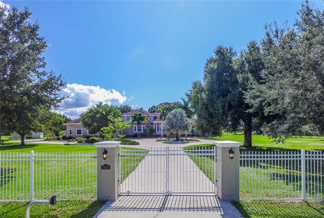 7415 Riverside Dr., Punta Gorda, FL 33982