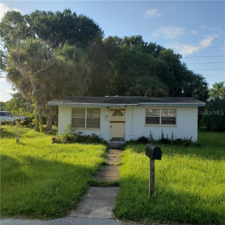 323 Hargreaves Ave., Punta Gorda, FL 33950
