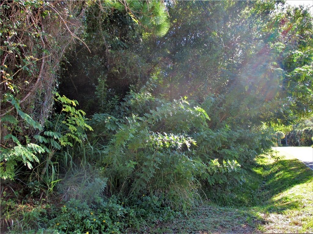 Lakeview Pl., Englewood, FL 34223