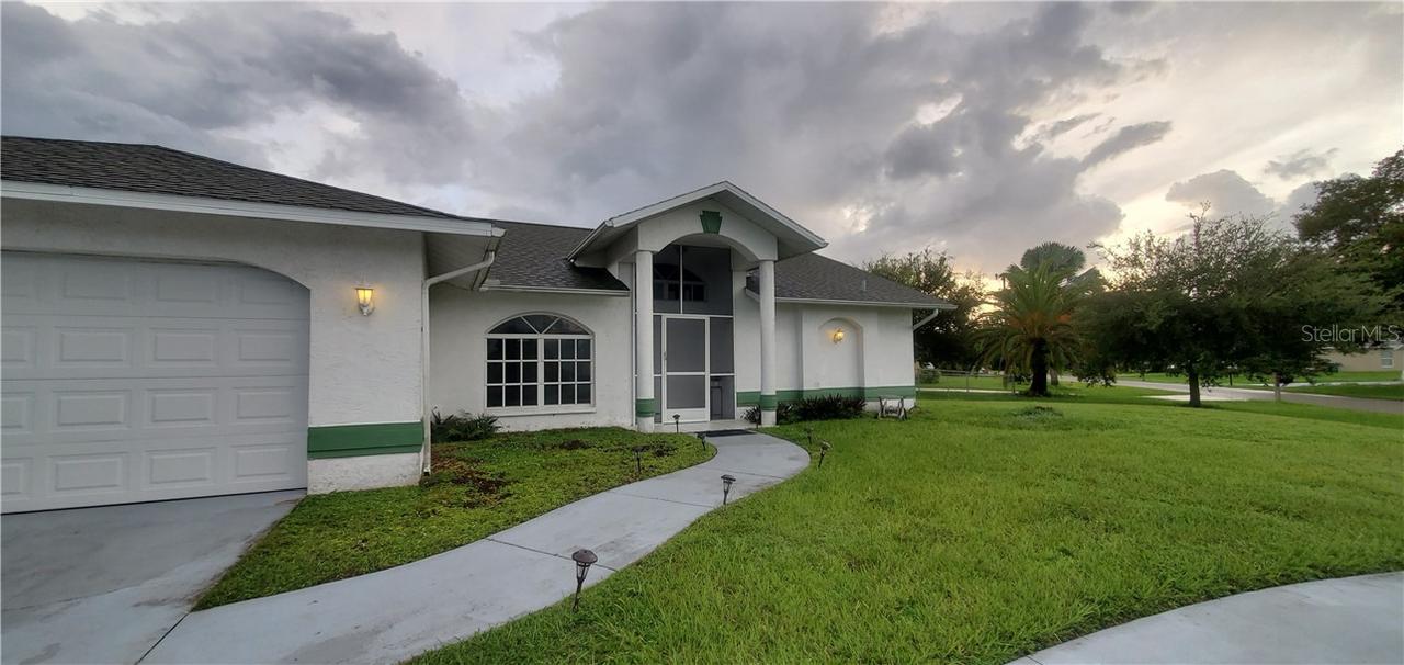 1804 SW 8th Pl., Cape Coral, FL 33991