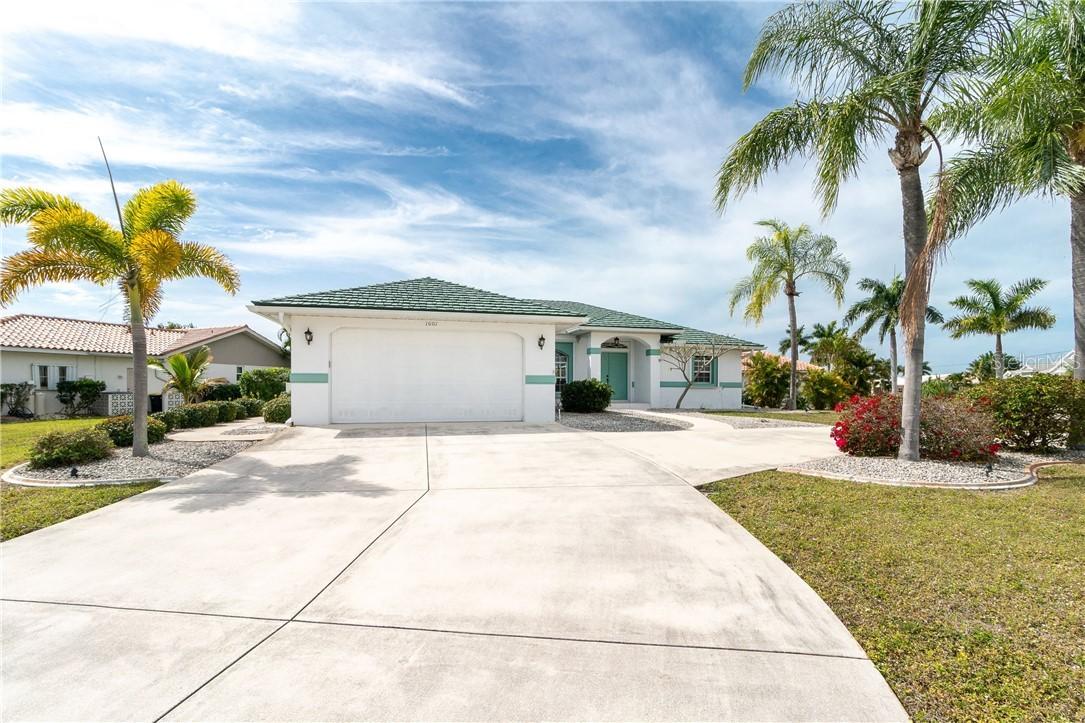 1001 Mineo Dr., Punta Gorda, FL 33950