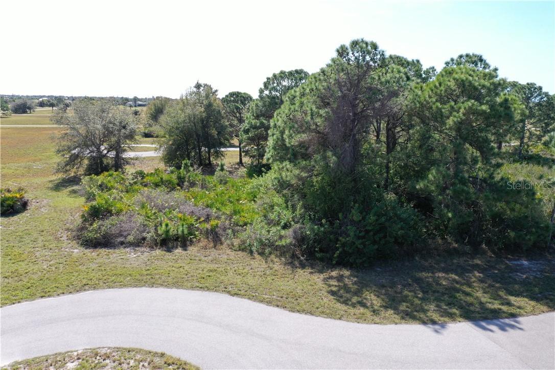 11 Trim Ct., Placida, FL 33946