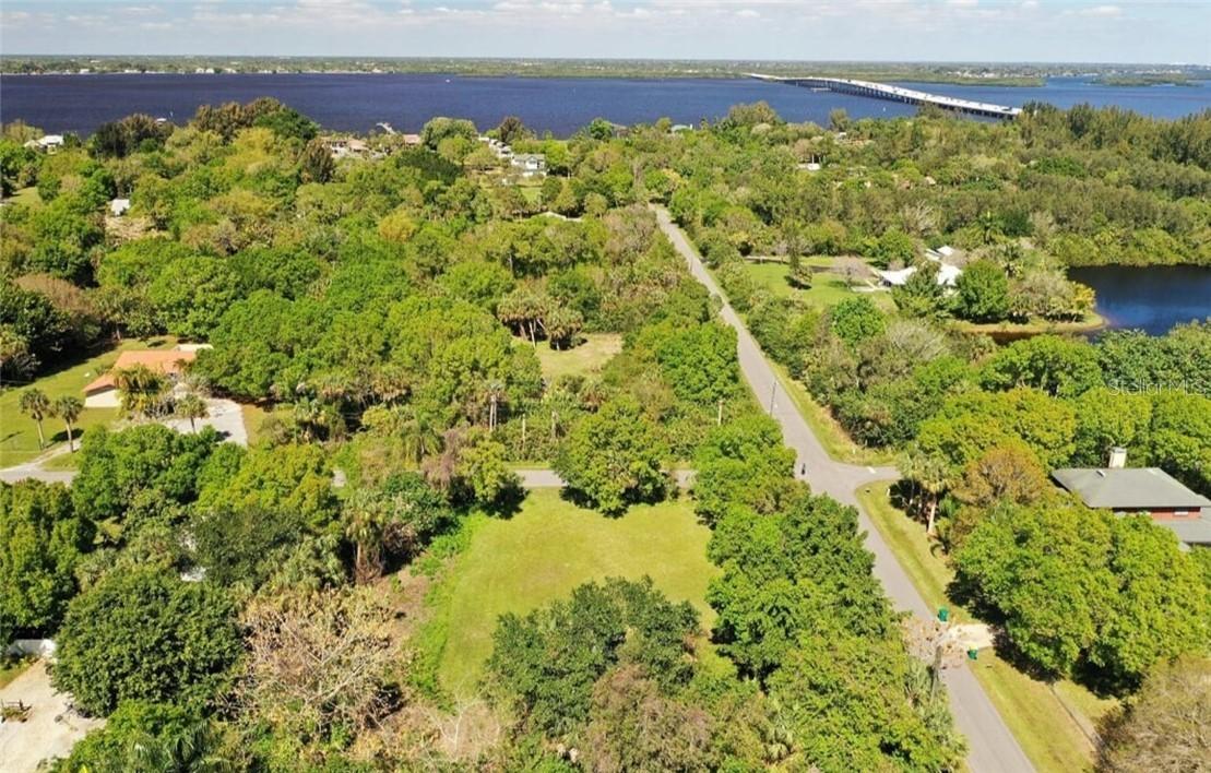 2225 Myrtle Ave., Punta Gorda, FL 33950