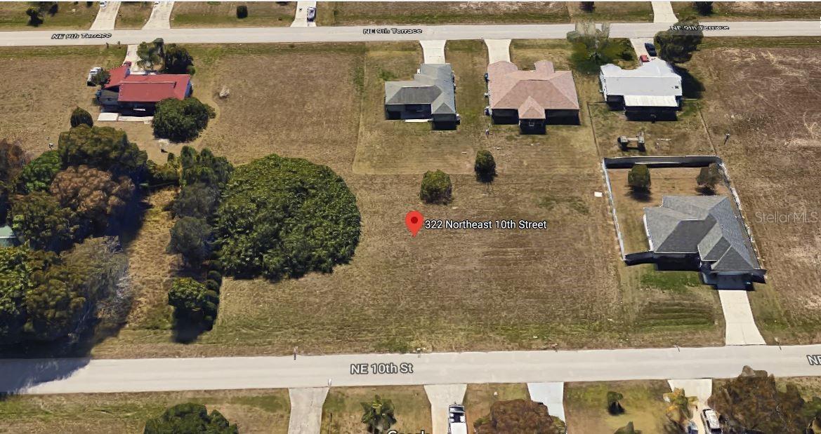 322 NE 10th St., Cape Coral, FL 33909
