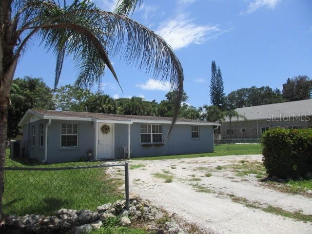 8349 Osprey Rd., Englewood, FL 34224