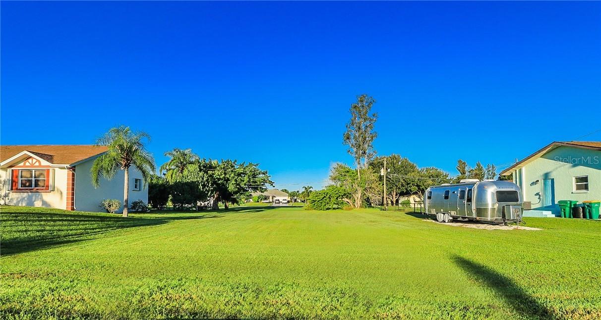 2715 Wisteria Pl., Punta Gorda, FL 33950