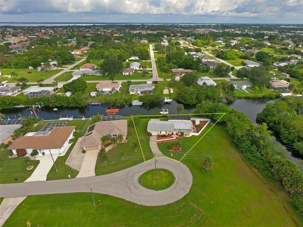 704 Sturgeon Pl., Punta Gorda, FL 33950
