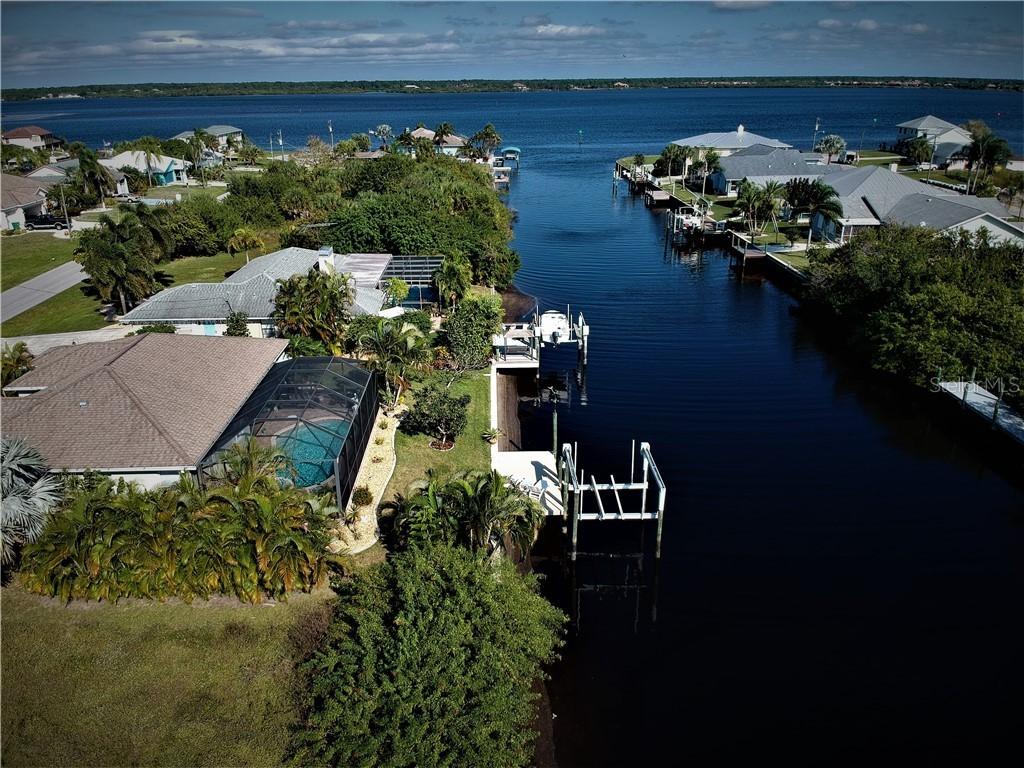 2402 Risken Ter, Port Charlotte, FL 33981