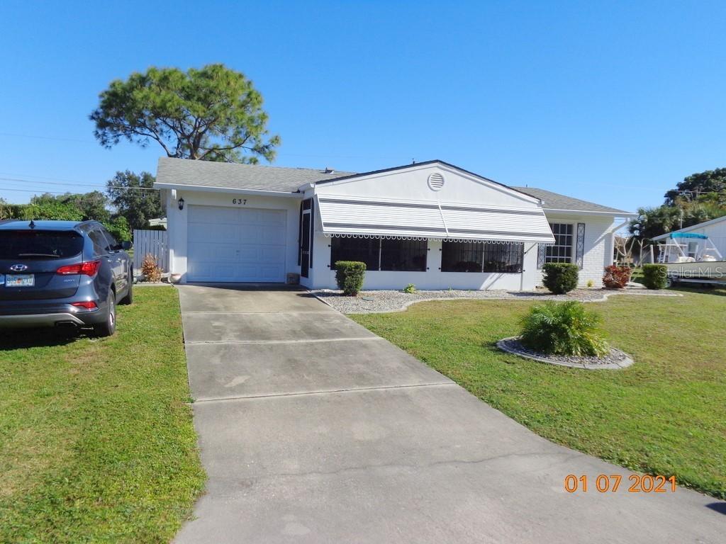 637 Riviera Ln., Port Charlotte, FL 33948