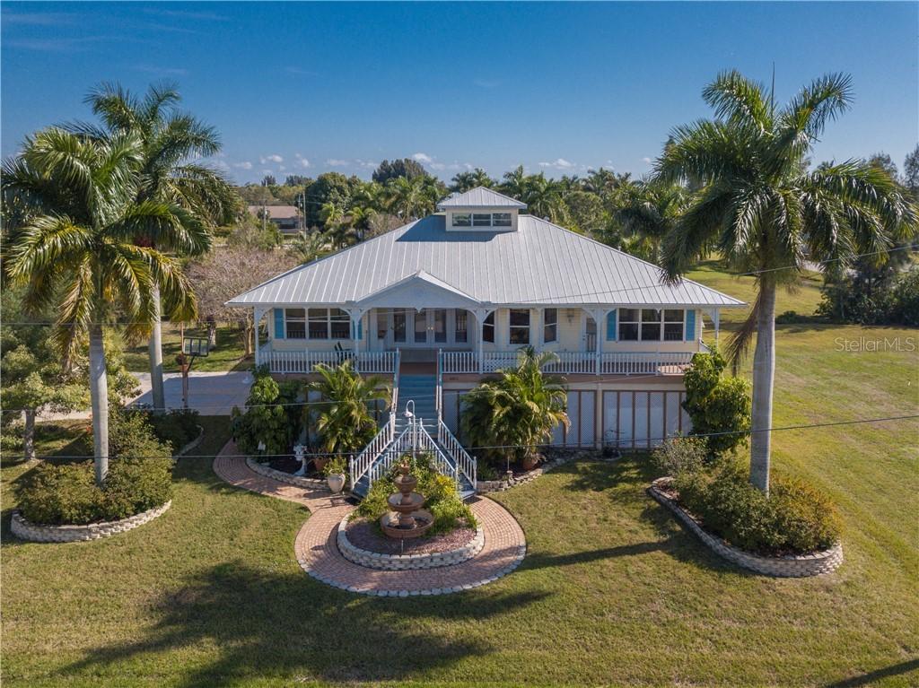 883 W Retta Esplanade, Punta Gorda, FL 33950