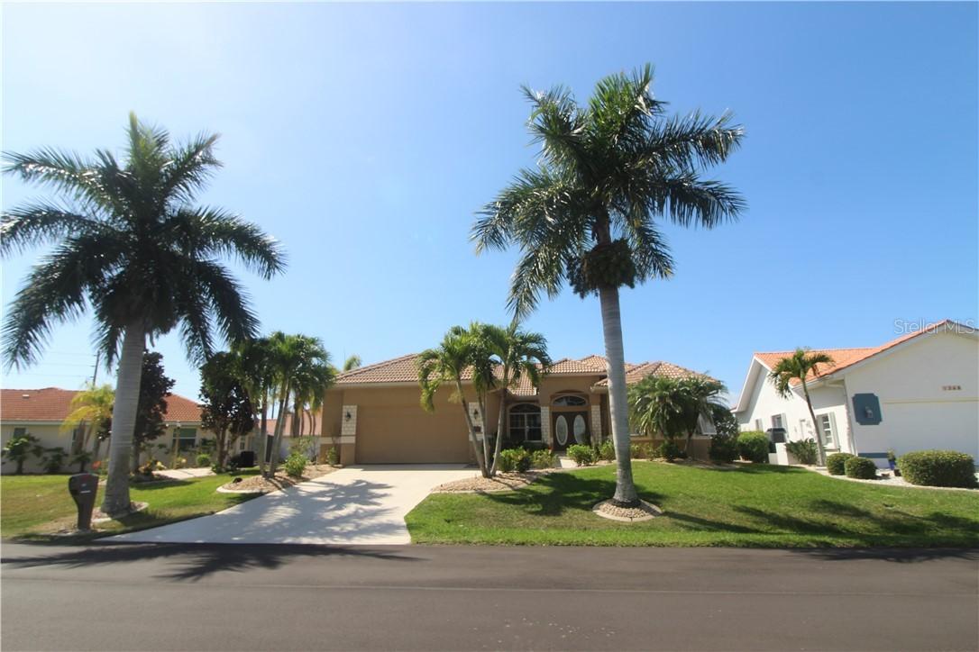 1374 Pine Siskin Dr., Punta Gorda, FL 33950