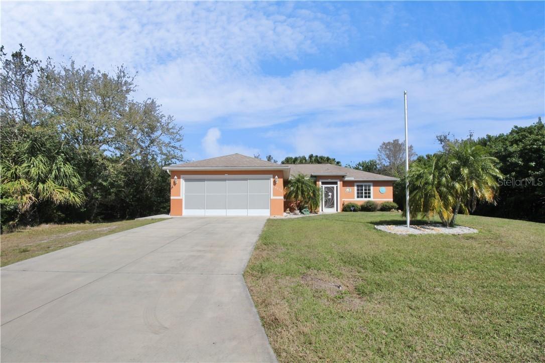 19076 Woodbine Ave., Port Charlotte, FL 33954