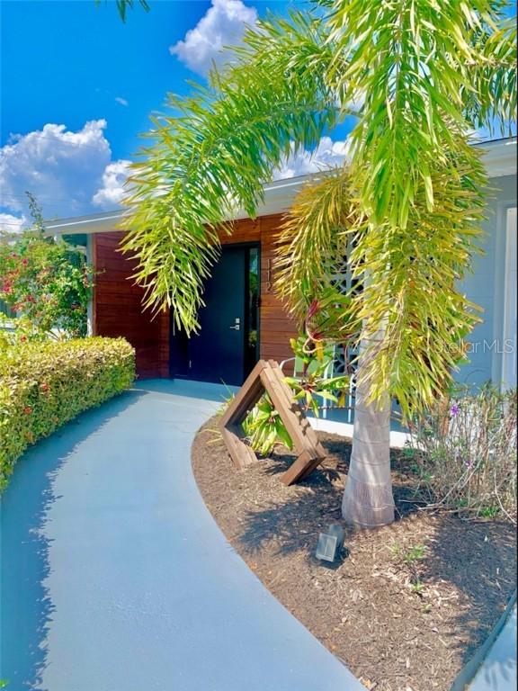 112 Francis Dr., Port Charlotte, FL 33952