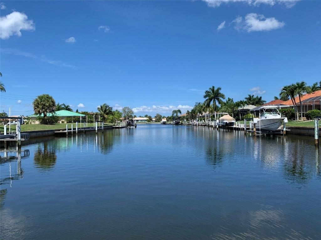 2227 Magdalina Dr., Punta Gorda, FL 33950