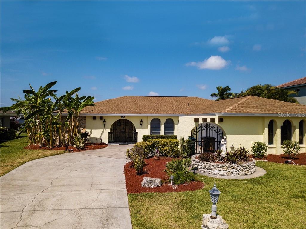 3332 SE 17th Pl., Cape Coral, FL 33904