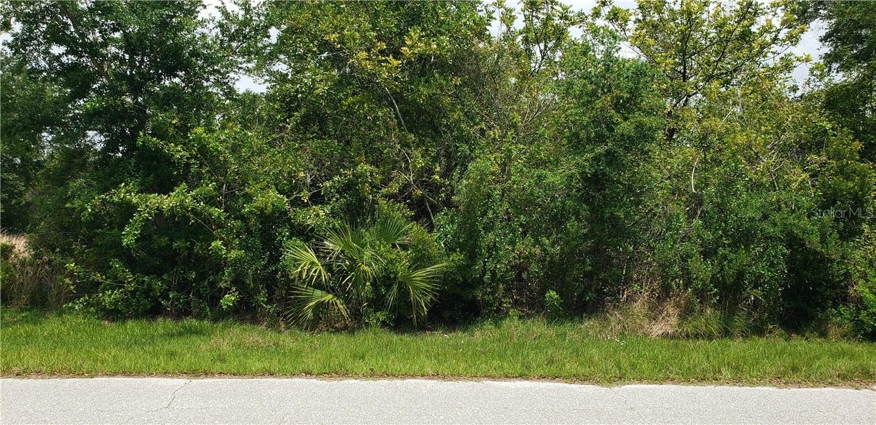 11098 Magdalena Ave., Englewood, FL 34224