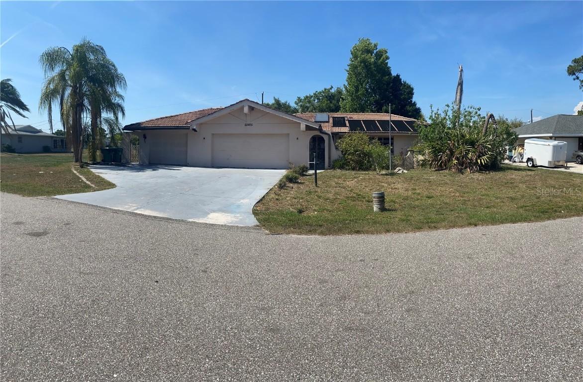 22456 Lewiston Ave., Port Charlotte, FL 33952
