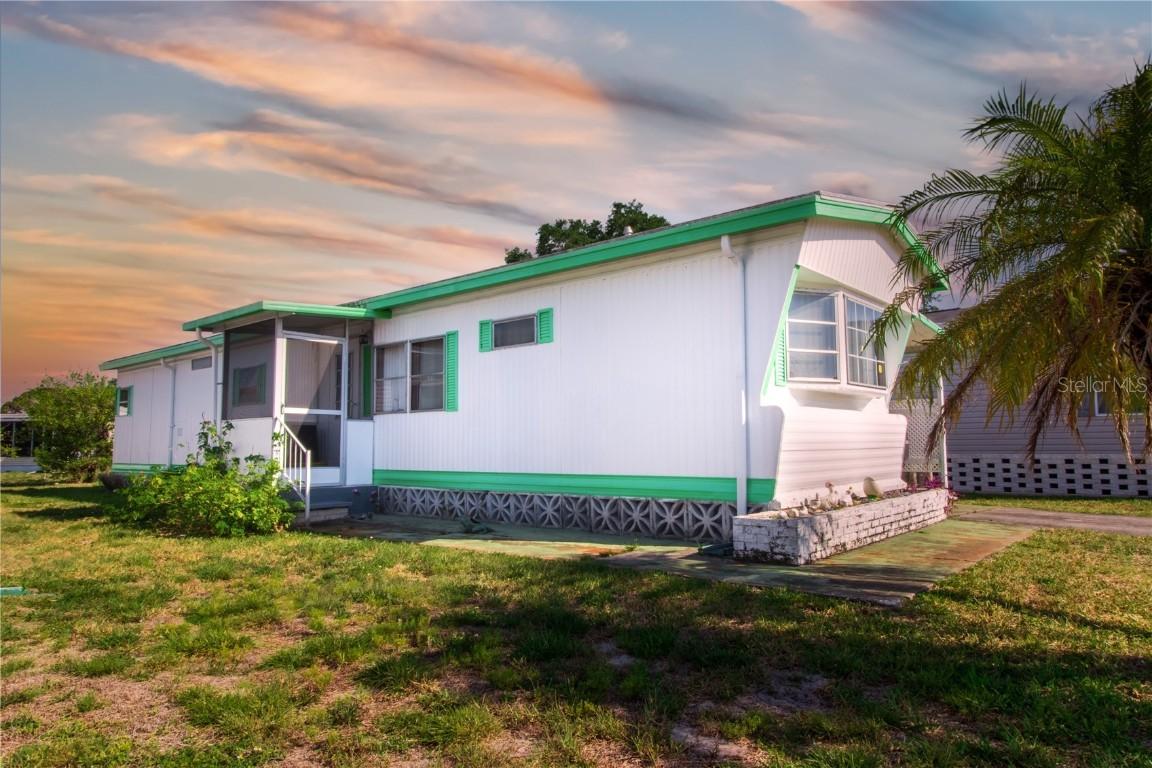 6442 Hikina Dr., North Port, FL 34287
