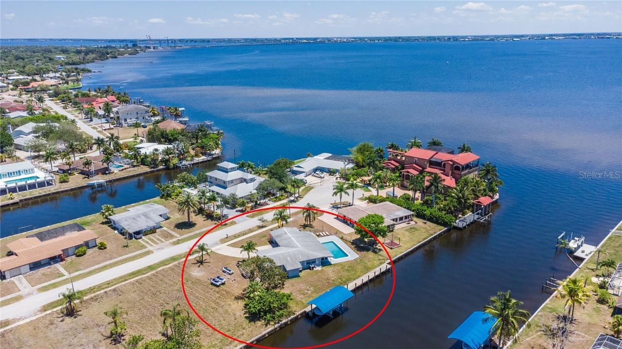 250 Bangsberg Rd., Port Charlotte, FL 33952