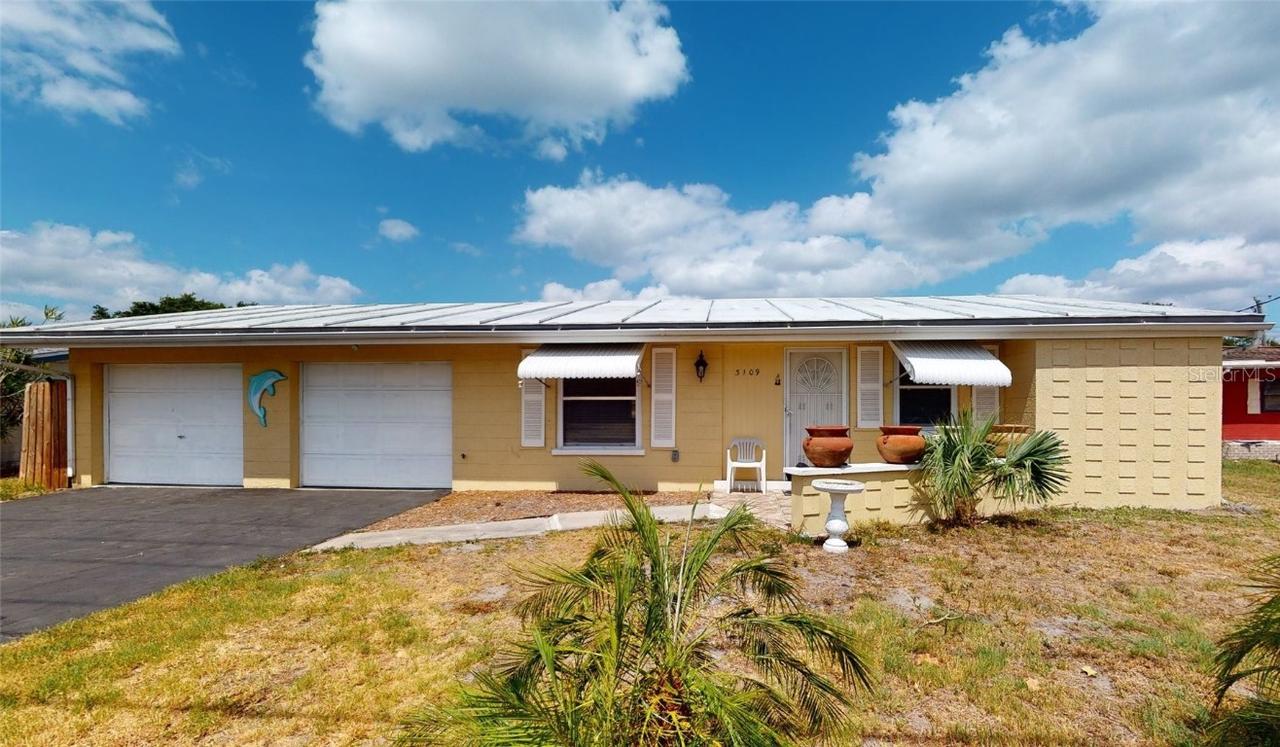3109 Port Charlotte Blvd., Port Charlotte, FL 33952