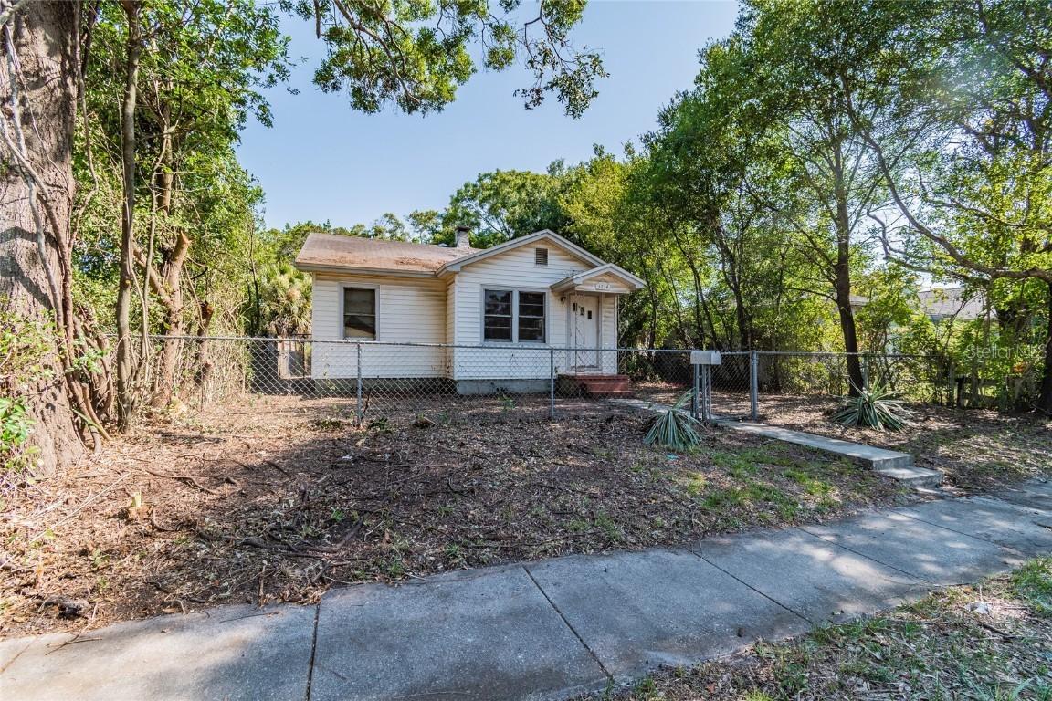 3234 9th Ave., St Petersburg, FL 33713