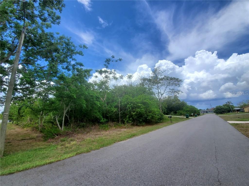 425 Church Ave., Port Charlotte, FL 33952