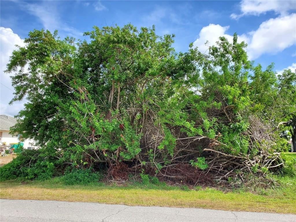 10486 Grail Ave., Englewood, FL 34224