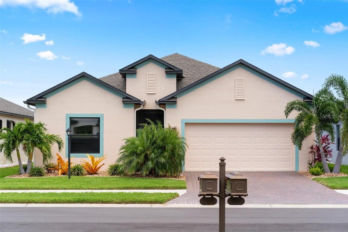 2121 Apian Way, Port Charlotte, FL 33953