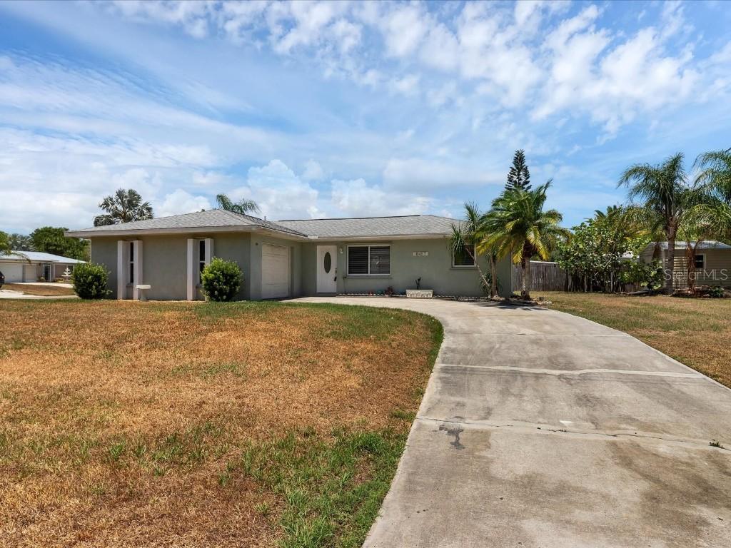 6457 David Blvd., Port Charlotte, FL 33981