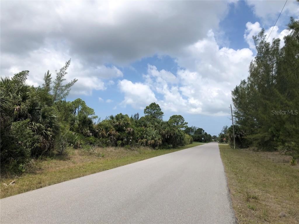 15551 Brainbridge Cir., Port Charlotte, FL 33981