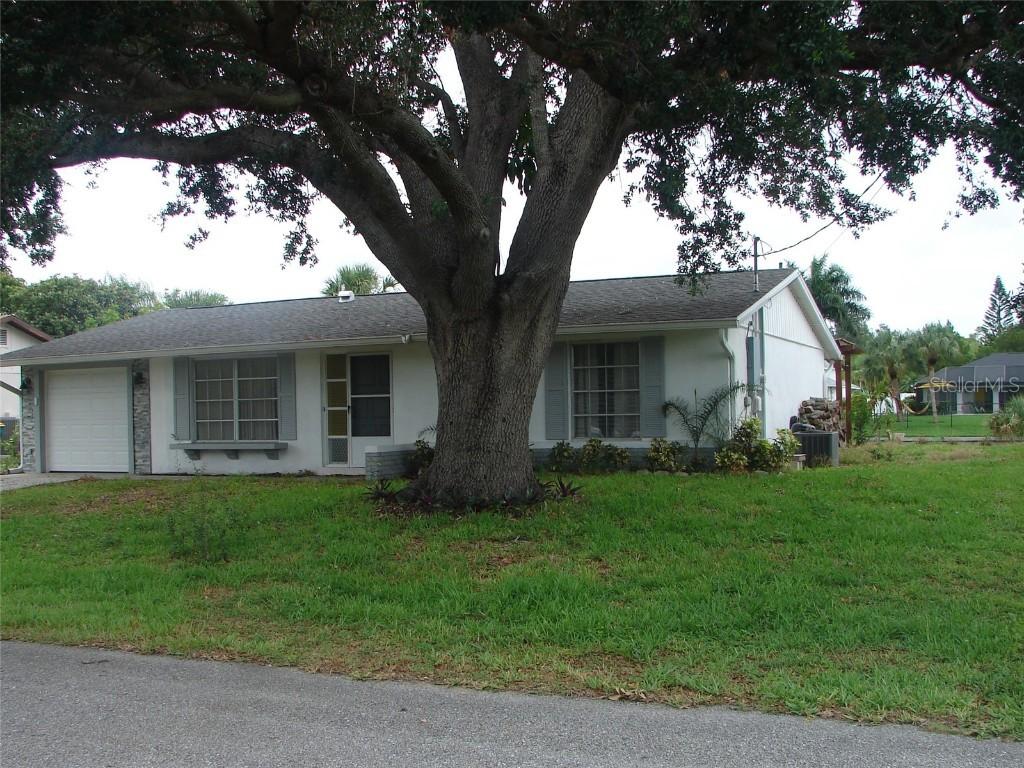 18318 Burkholder Cir., Port Charlotte, FL 33948