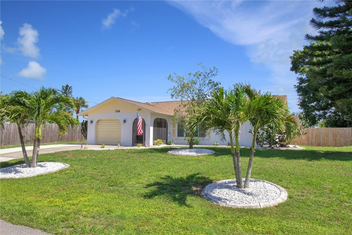 114 Cambridge Dr., Port Charlotte, FL 33952