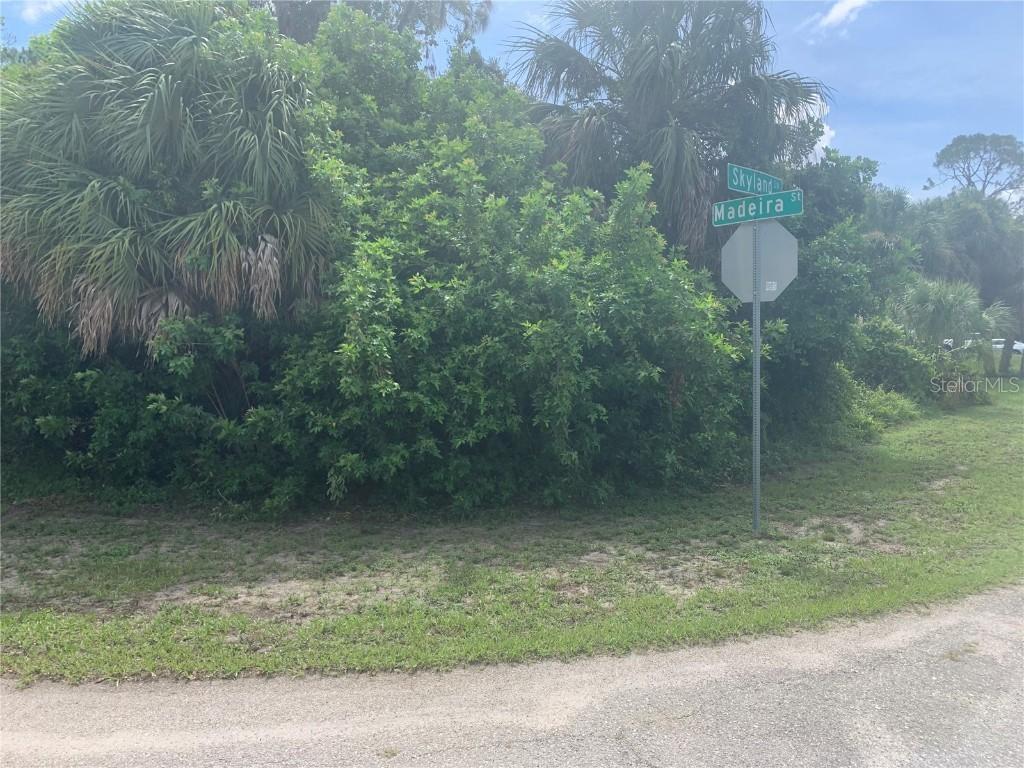 398 Madeira St., Port Charlotte, FL 33953