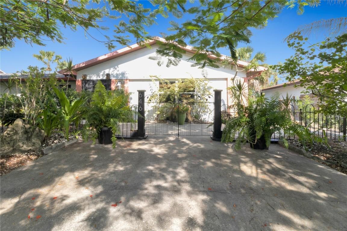 646 Gaines St., Port Charlotte, FL 33952