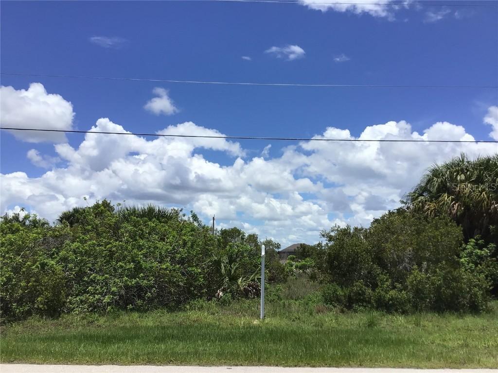 15245 Chinook Way Way, Port Charlotte, FL 34224