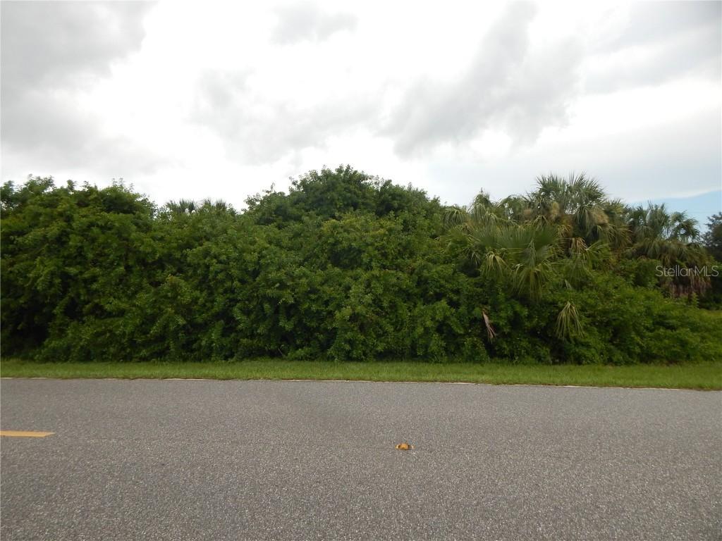 3479 Lake View Blvd., Port Charlotte, FL 33948