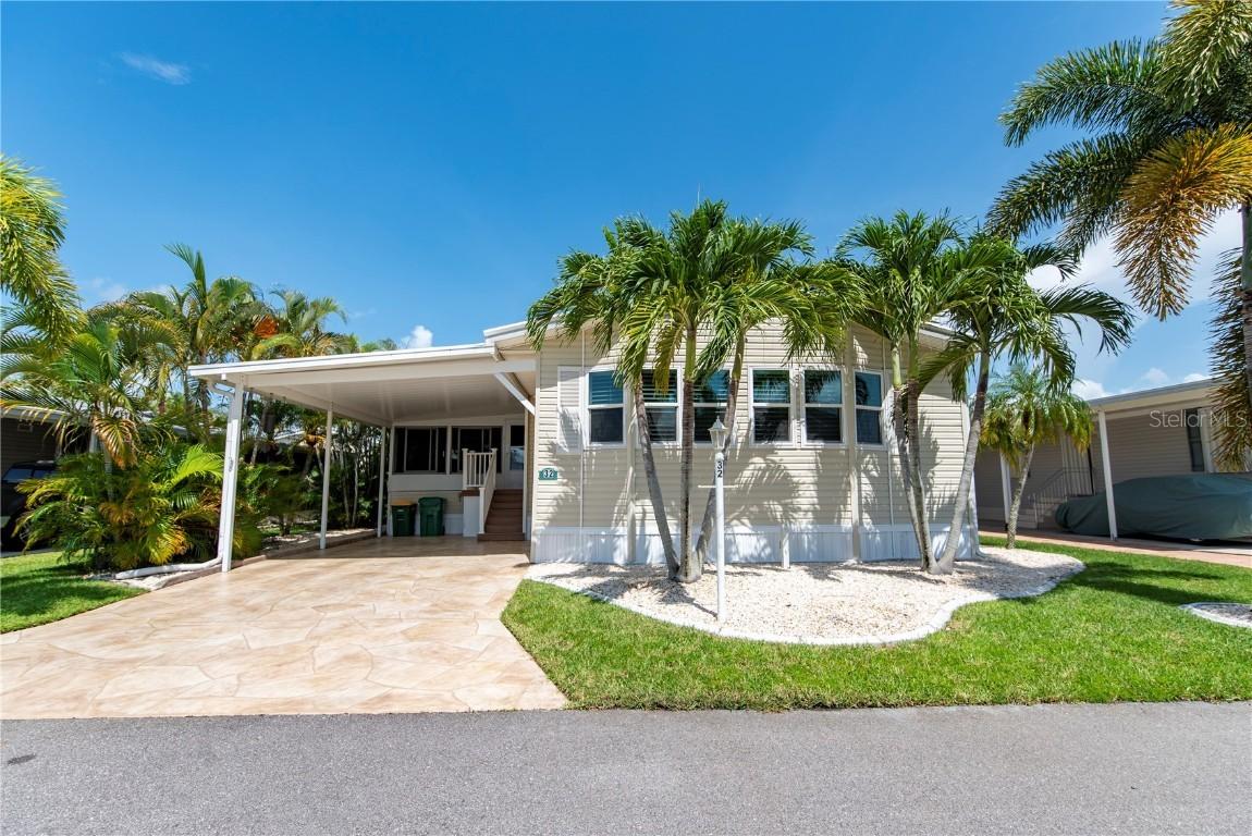 32 Emden Cir., Punta Gorda, FL 33950
