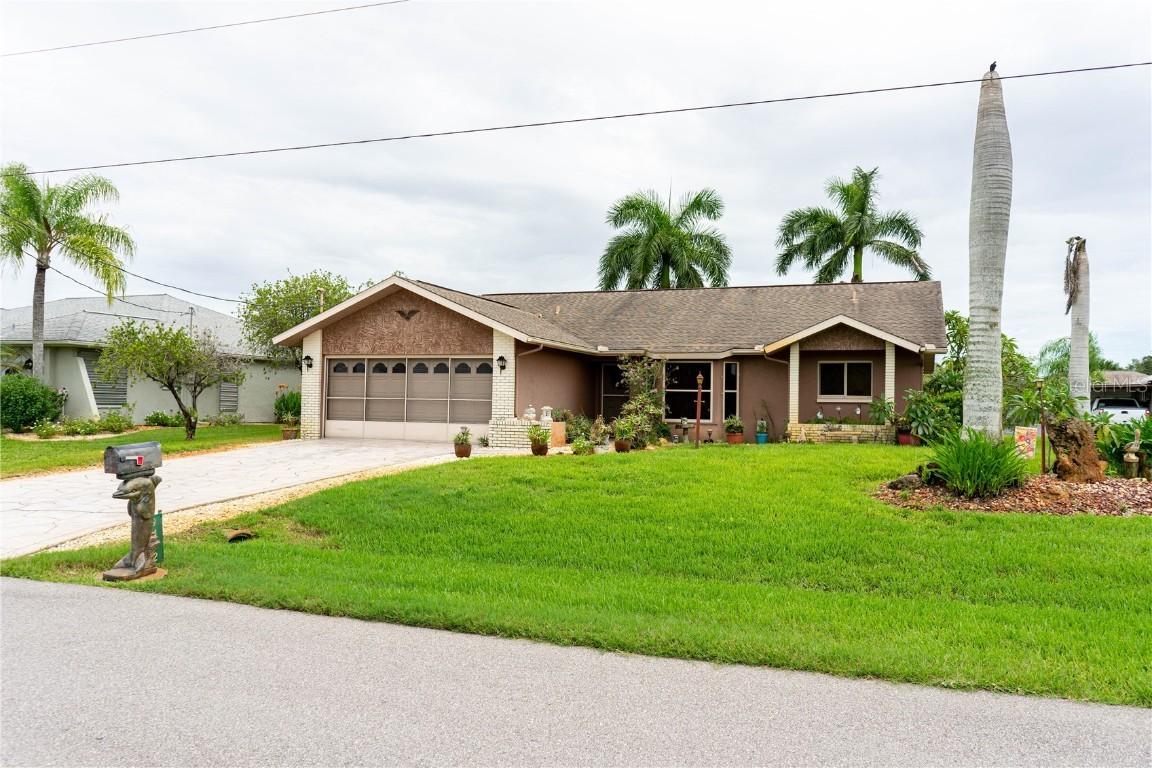 9412 Galaxie Cir., Port Charlotte, FL 33981