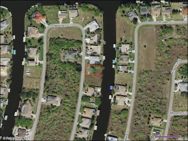 9410 Newnan Cir., Port Charlotte, FL 33981