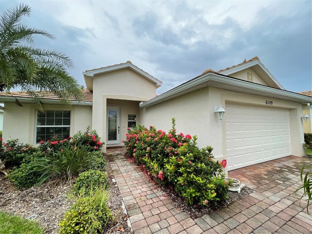 6109 Grand Cypress Blvd., North Port, FL 34287