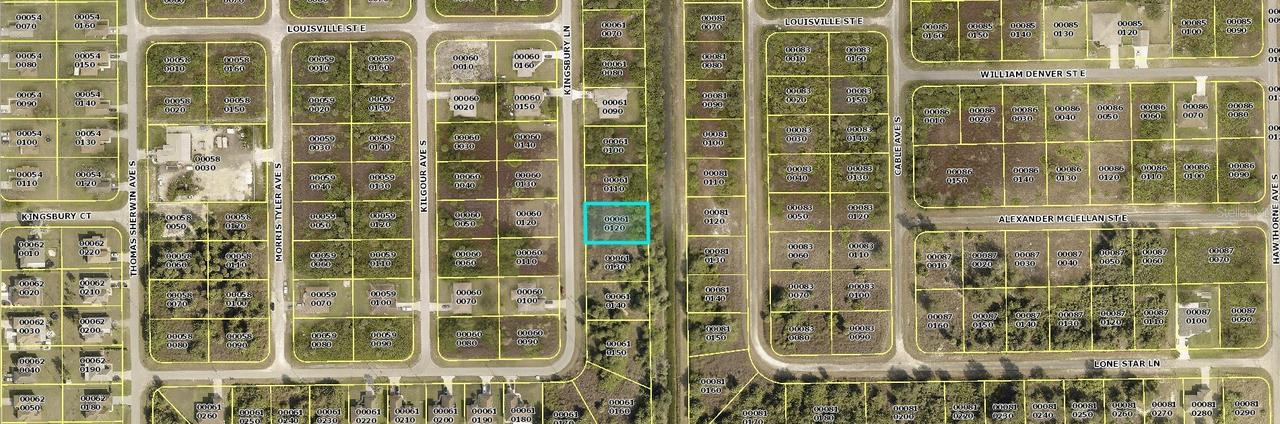 527 Kingsbury Ln., Lehigh Acres, FL 33974