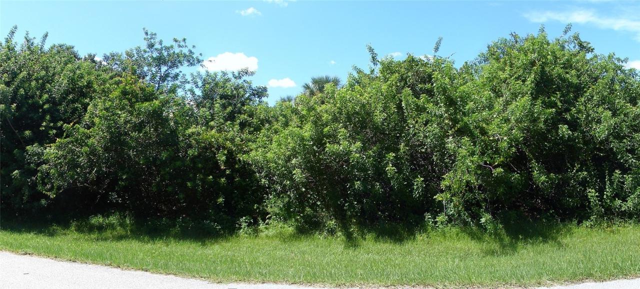 7303 Donahue St., Port Charlotte, FL 33981