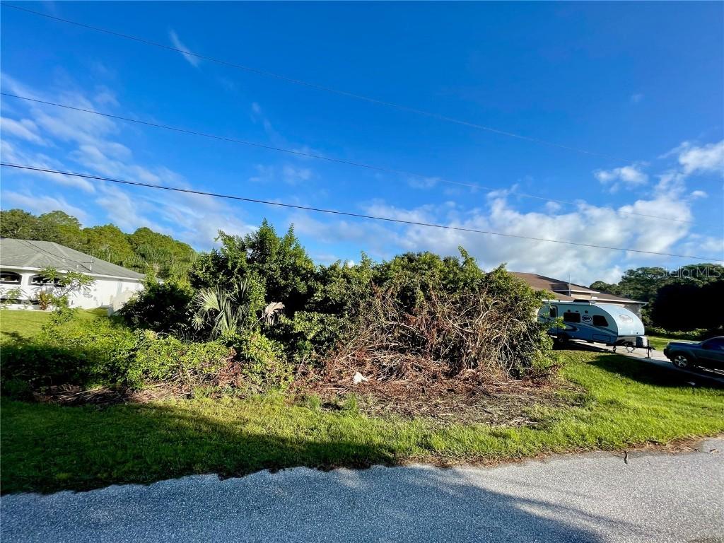 Rolling Rd., North Port, FL 34288