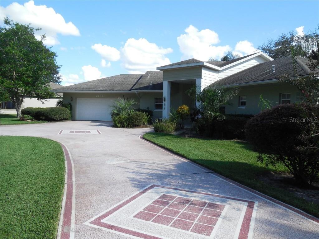 2200 Dog Leg Dr., Sebring, FL 33872