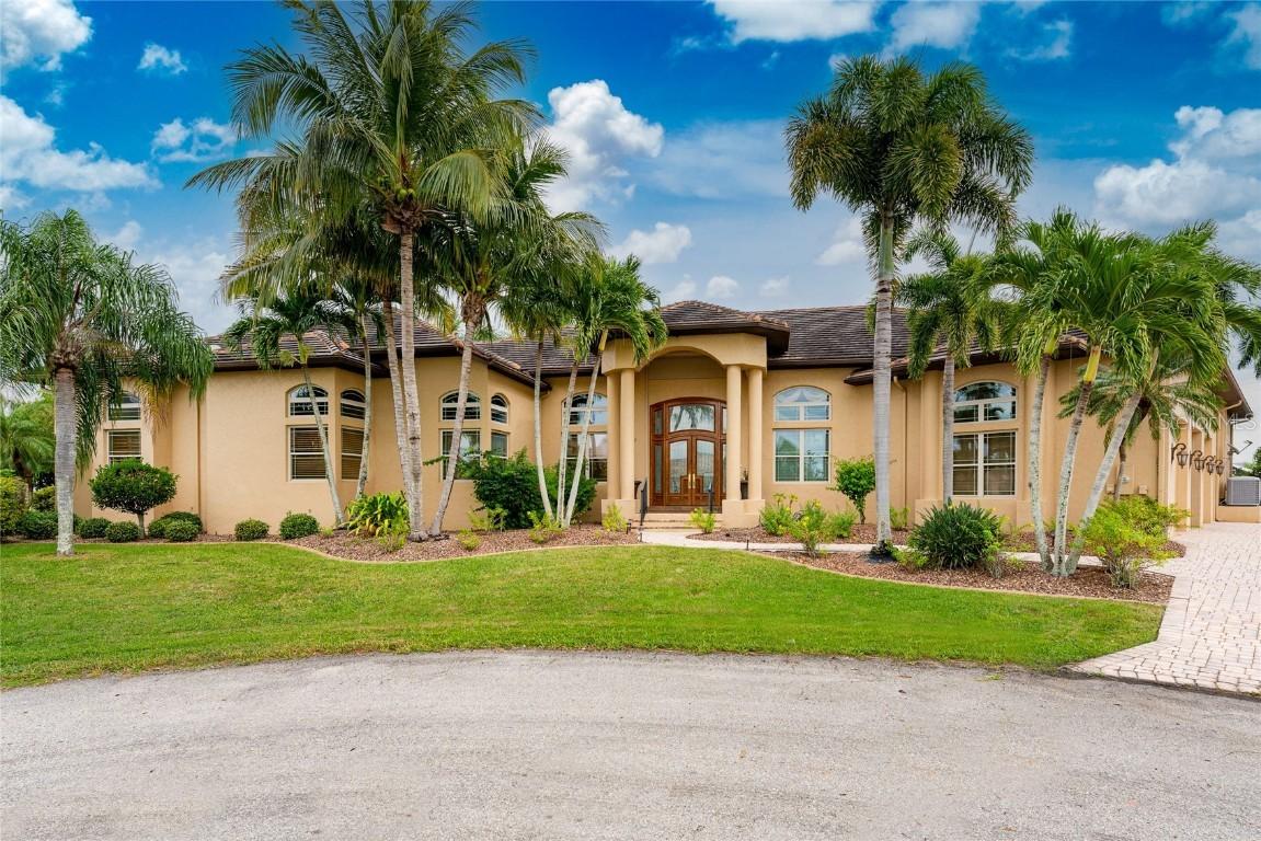 307 Santander Ct., Punta Gorda, FL 33950