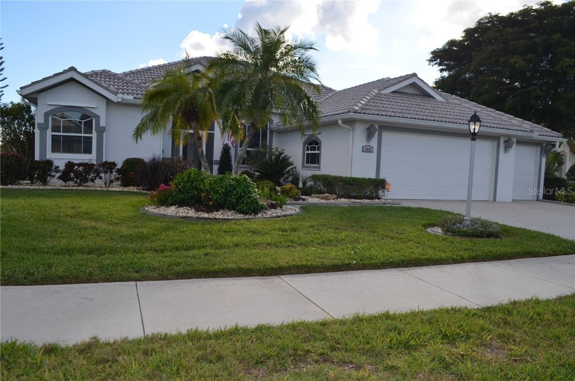 1821 Coconut Palm Cir., North Port, FL 34288