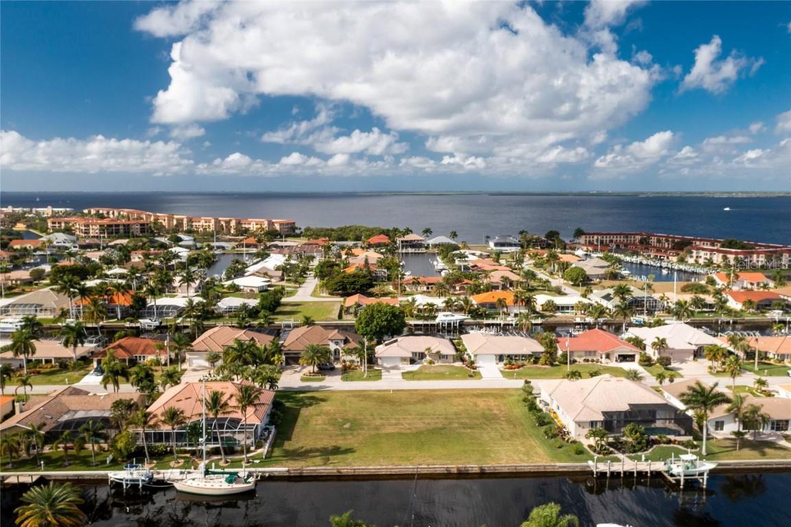 26 Tropicana Dr., Punta Gorda, FL 33950